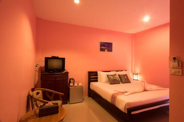 Room 16 of 30