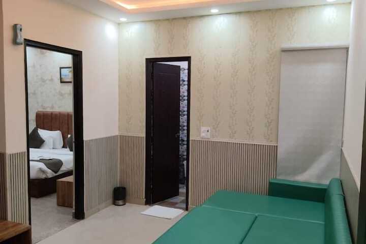 Room 37 of 56