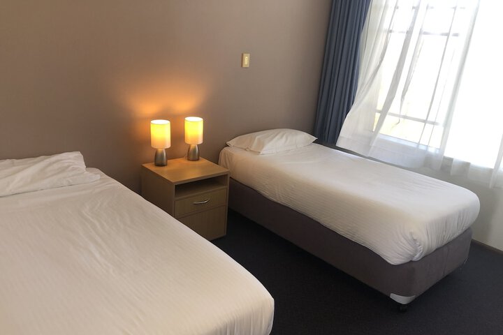 Room 3 of 11