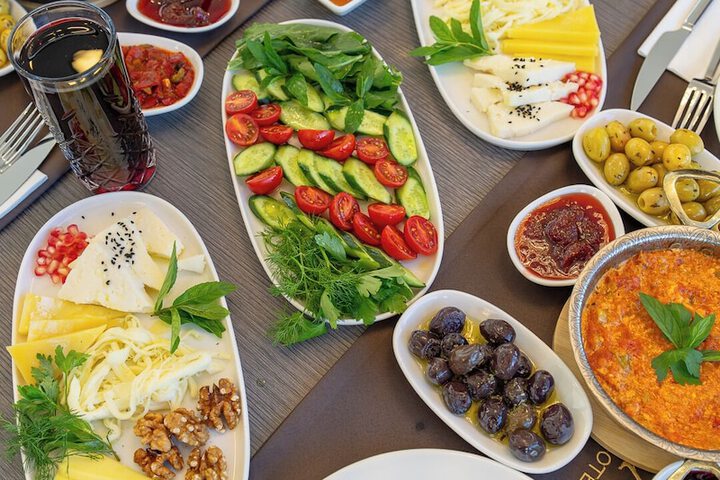 Dining 58 of 76