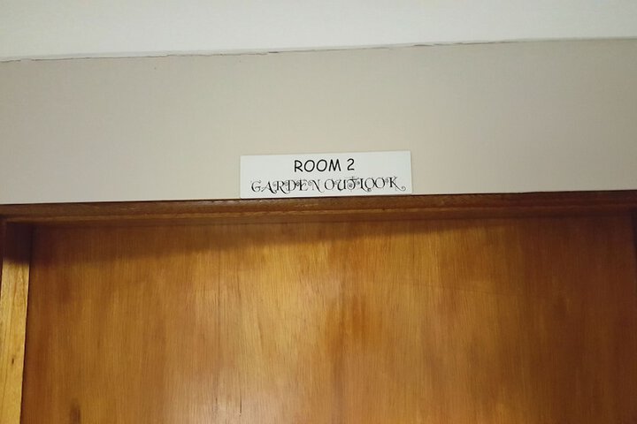 Room 4 of 78