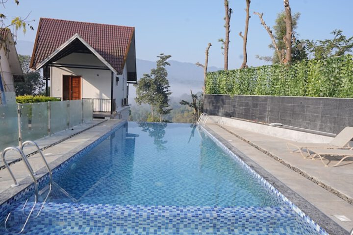 Pool 22 of 48