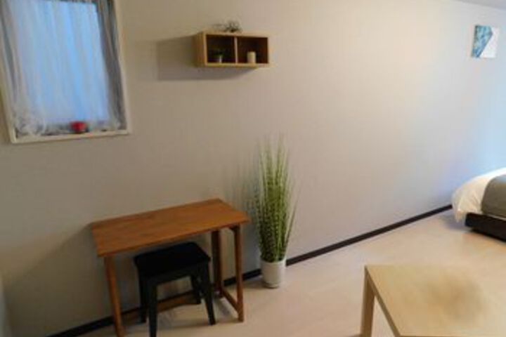 Room 34 of 89