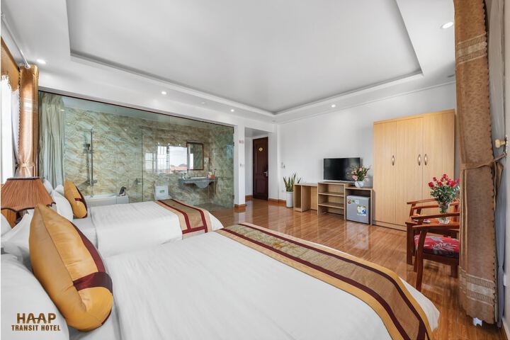 Room 27 of 71
