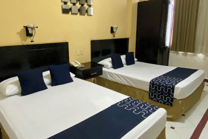 Room 4 of 6