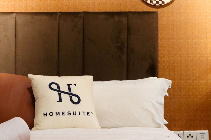 Room 48 of 326