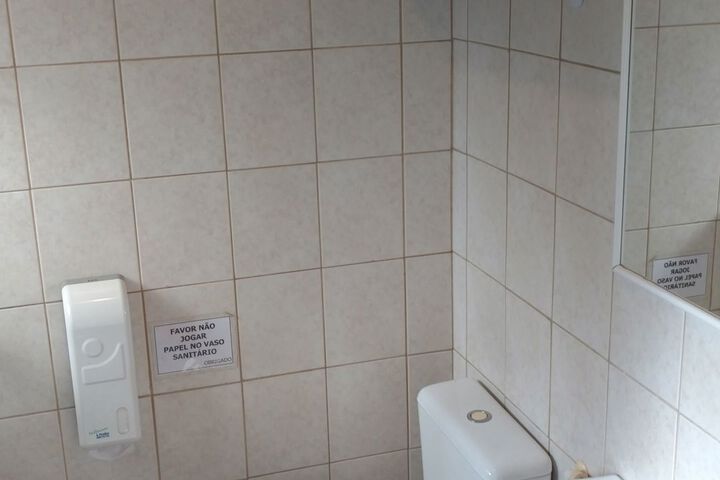 Room 4 of 26