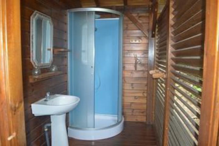 Room 5 of 33