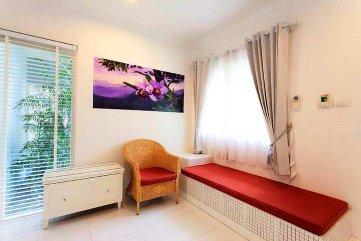 Room 35 of 111
