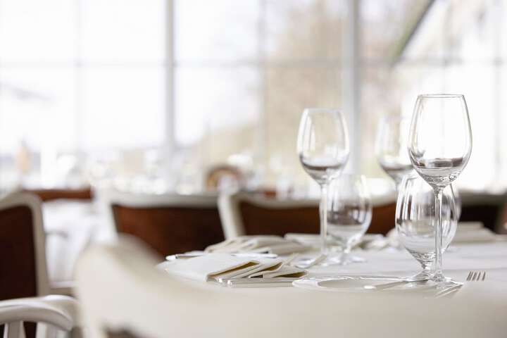 Dining 3 of 11