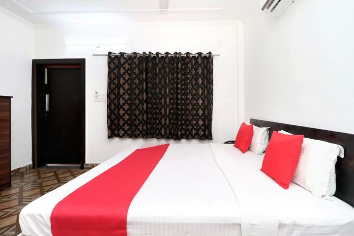 Room 17 of 19