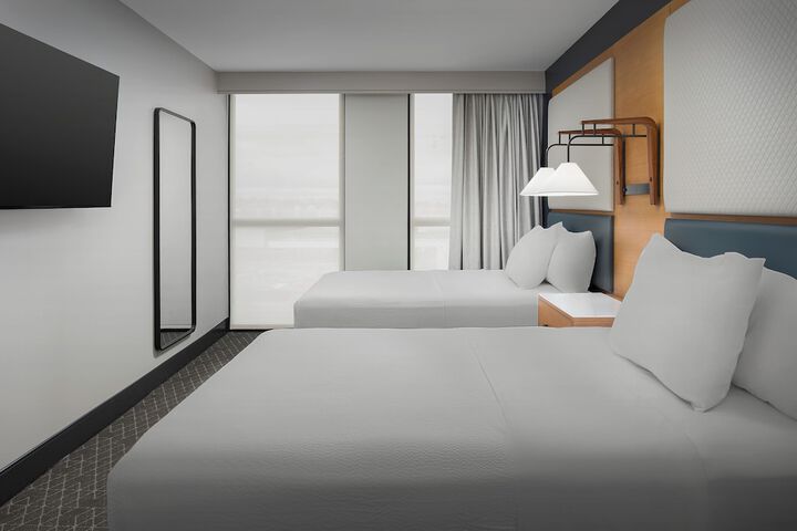 Room 6 of 52