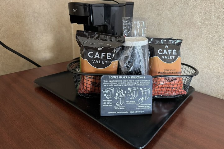 Breakfast/Coffee Service 13 of 23