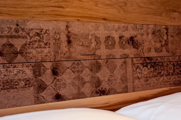 Room 8 of 40