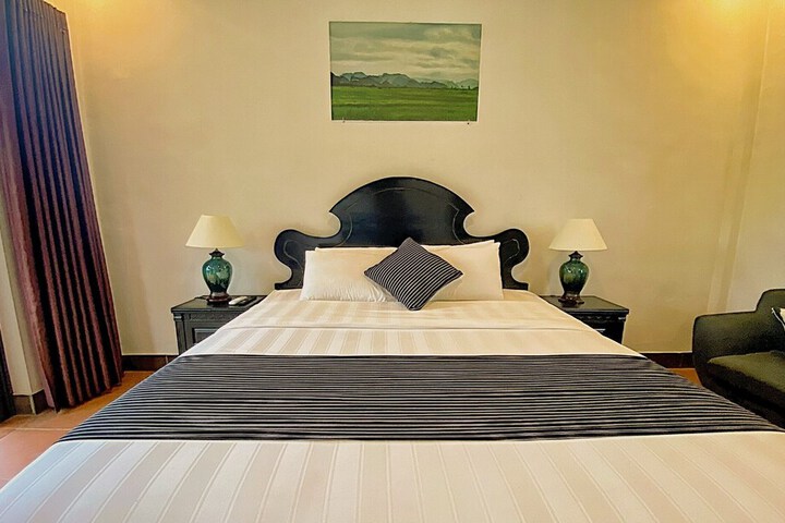 Room 16 of 54