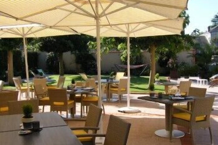 Terrace/Patio 14 of 15