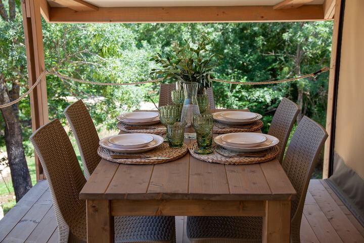 Terrace/Patio 48 of 109