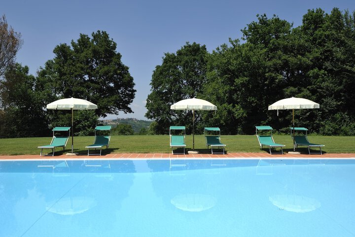 Pool 23 of 63