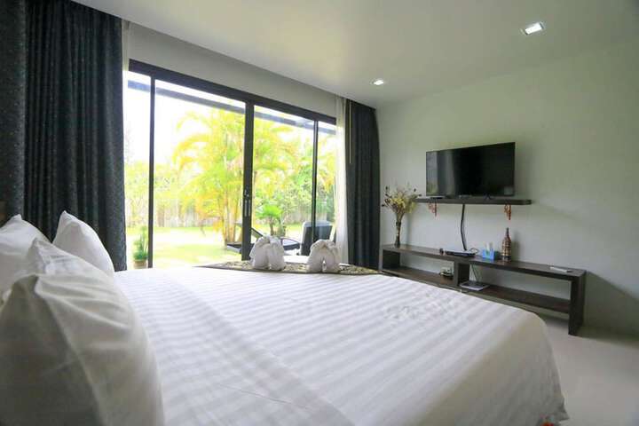 Room 4 of 29