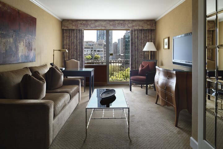 Room 19 of 53