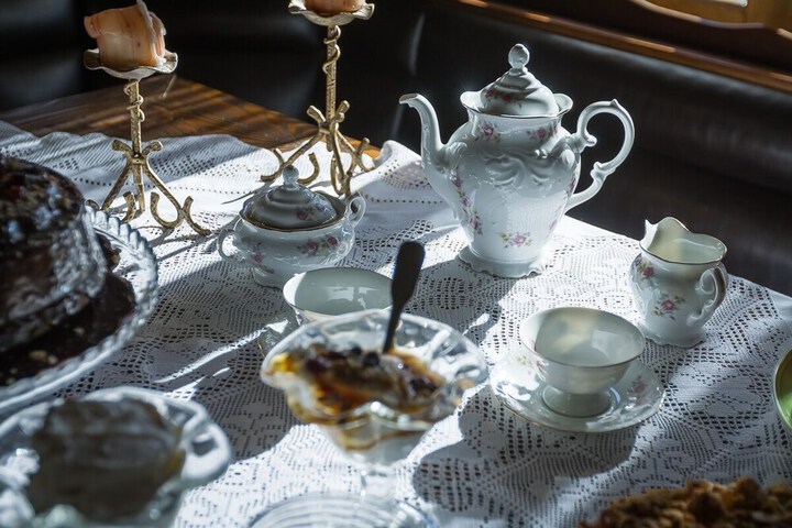 Breakfast/Coffee Service 407 of 446
