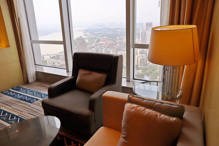 Hotel 102 of 110