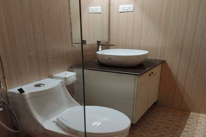Room 7 of 7