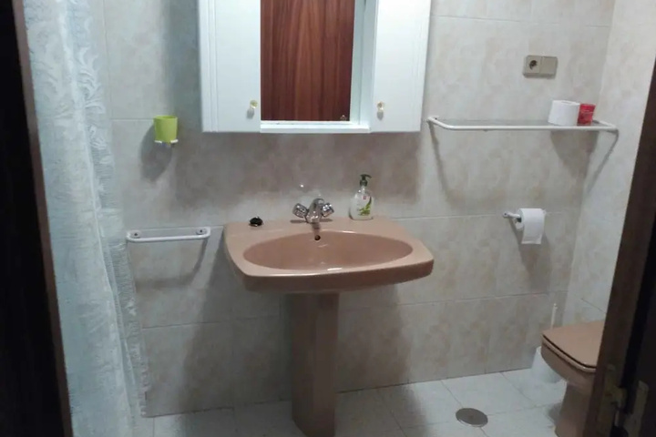 Room 7 of 11