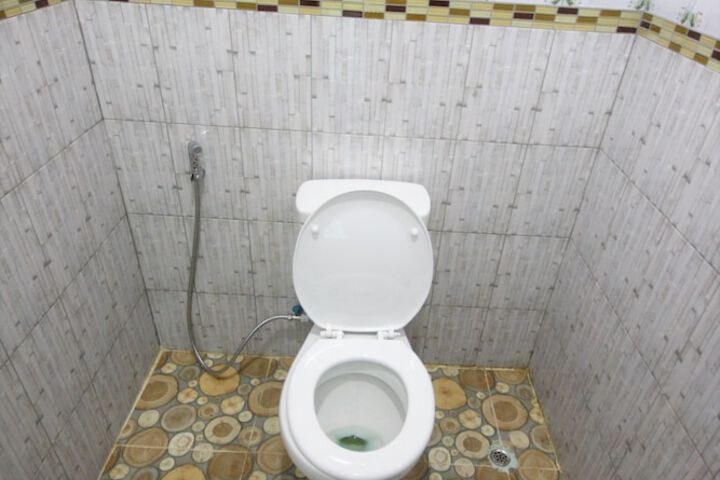 Room 9 of 23