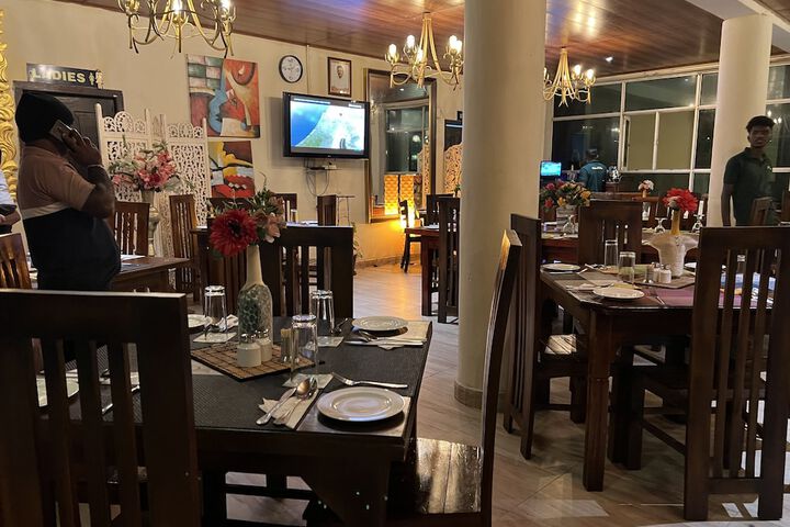 Dining 49 of 86