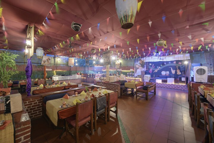 Dining 59 of 67