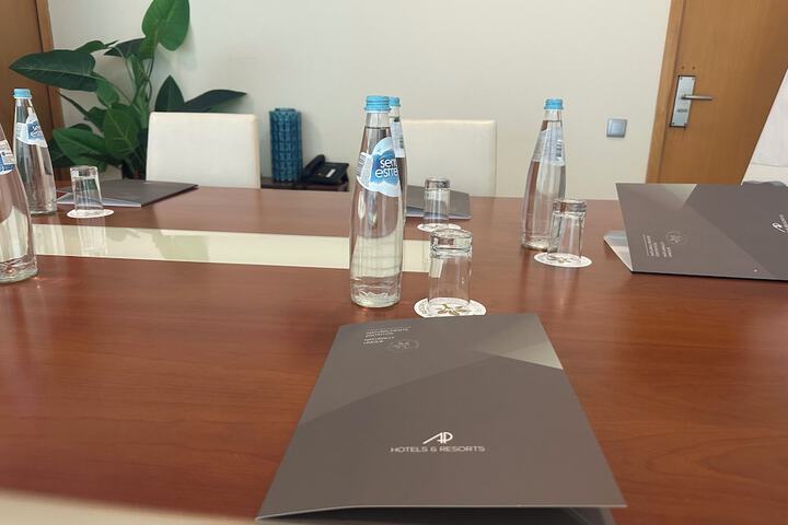Meeting 32 of 43