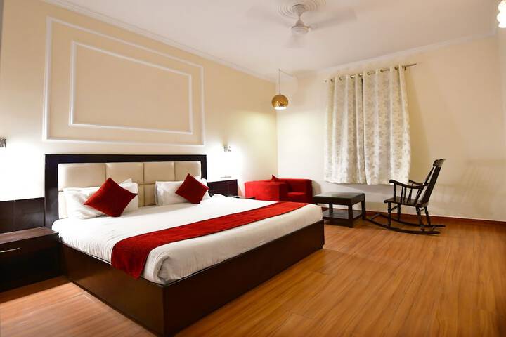 Room 10 of 44