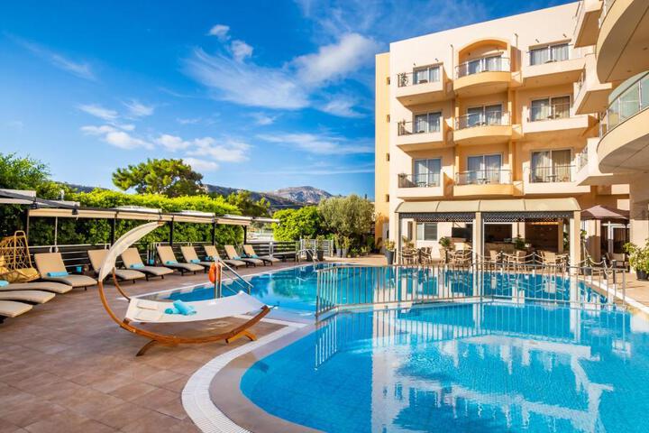 Nereides Hotel