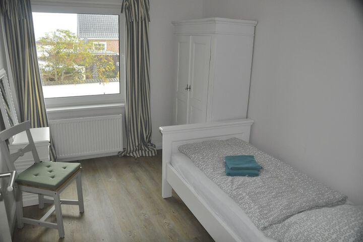 Room 22 of 81