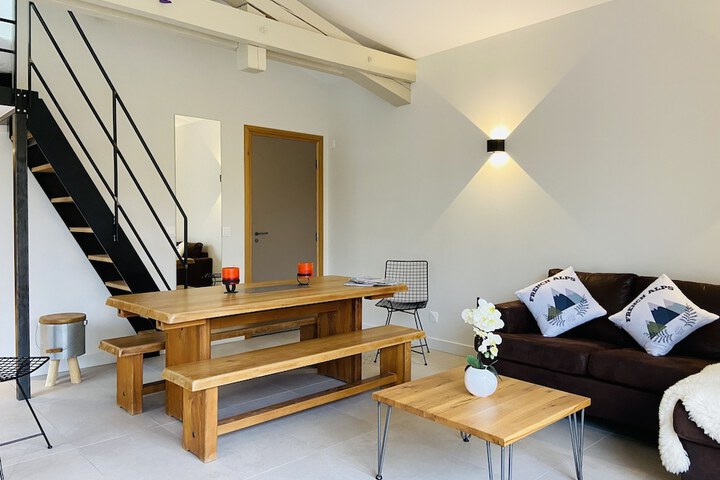 Room 42 of 59