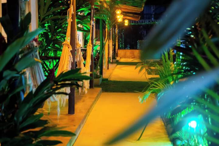 Hotel Exterior 116 of 135