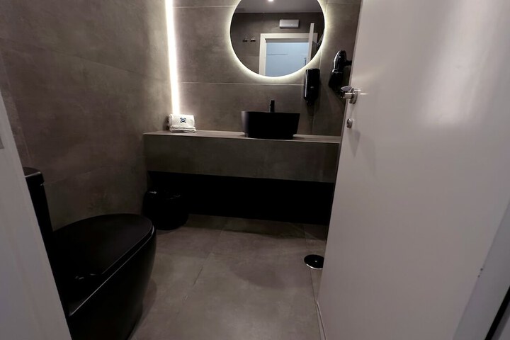 Room 18 of 20