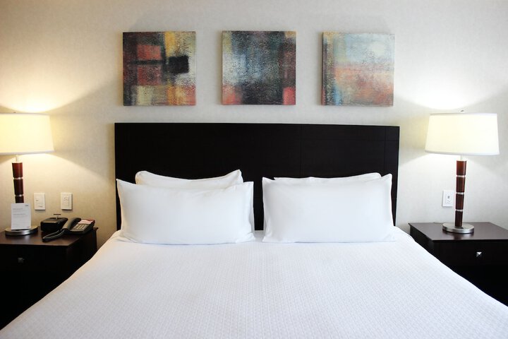 Room 28 of 175