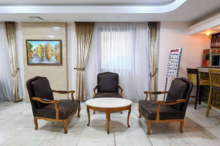 Hotel Interior 4 of 44