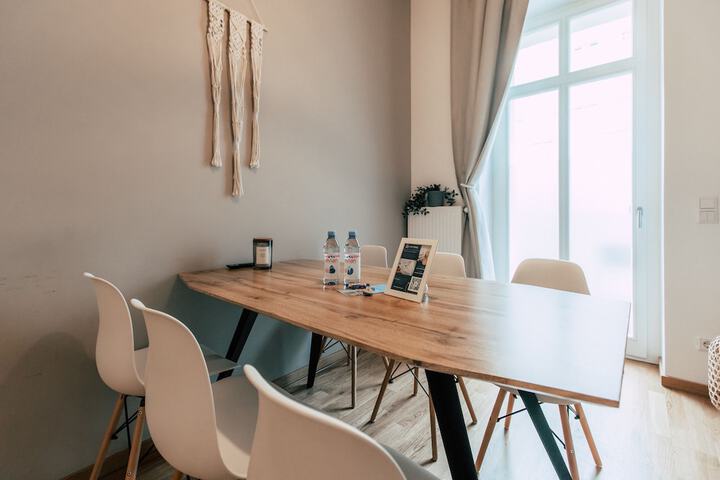 Room 150 of 289