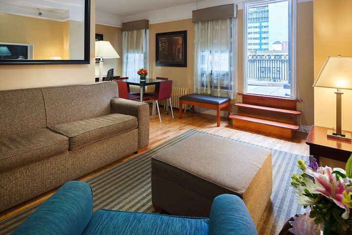 Best Western Plus Hospitality House New York | Bookonline.com