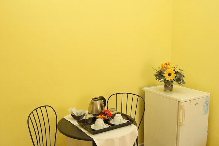 Room 14 of 27