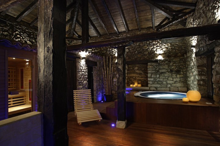 Spa 27 of 43