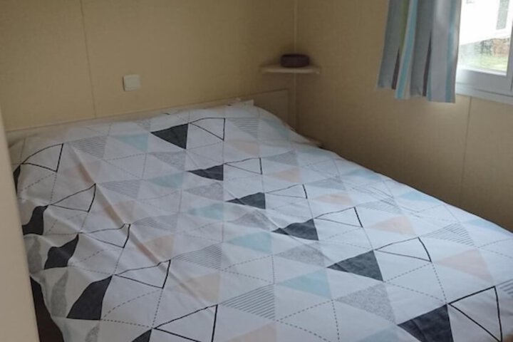 Room 6 of 34