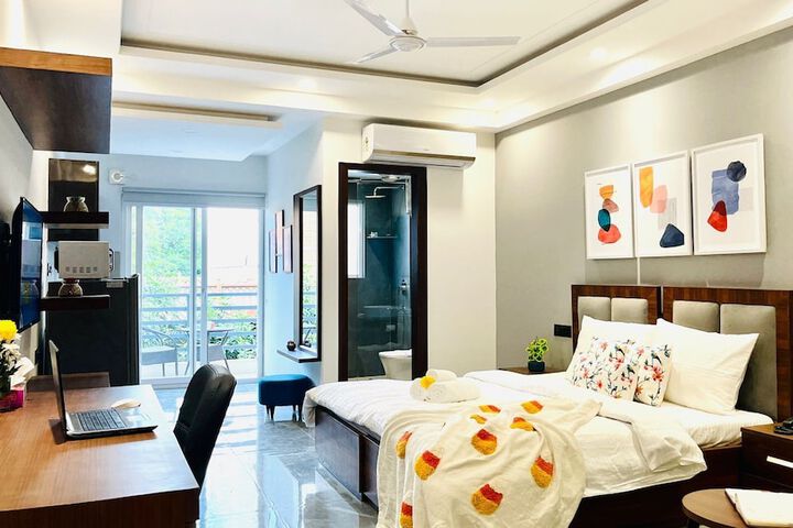 OXMO Banquet & Wedding Venues Delhi