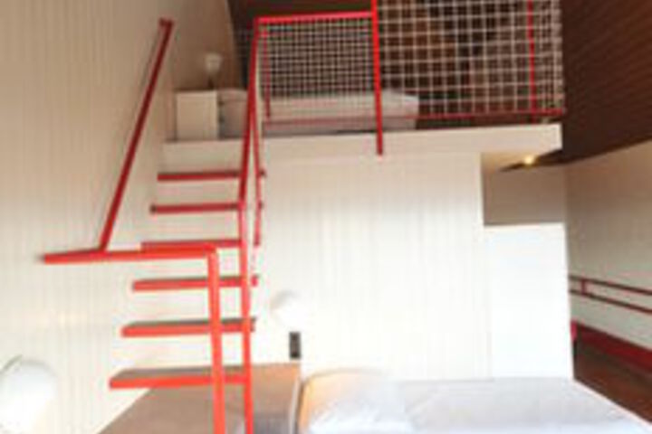 Room 40 of 67