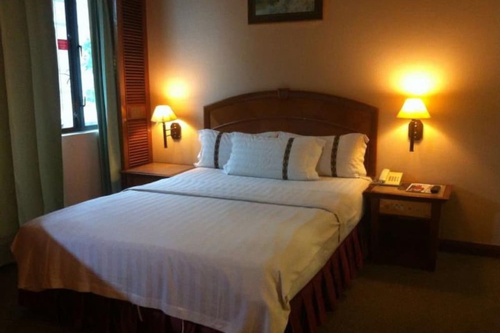 Room 18 of 63