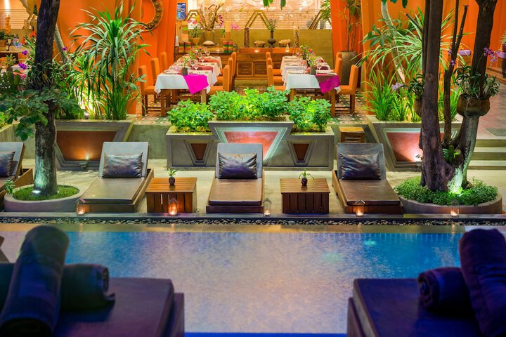 Pool 64 of 157