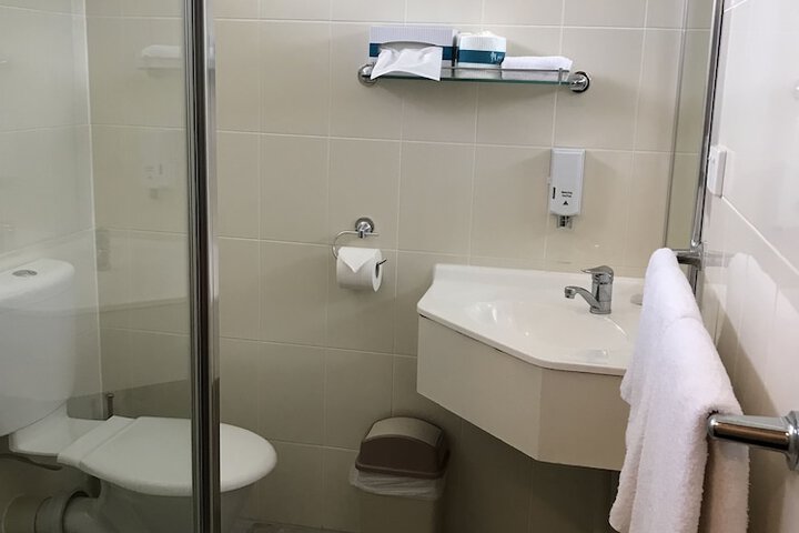 Room 21 of 35